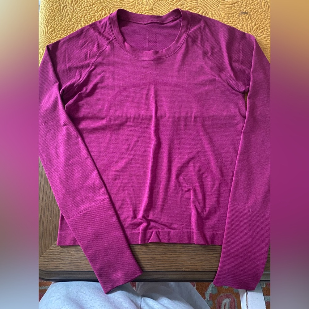 Lululemon swiftly tech long sleeve barely worn
